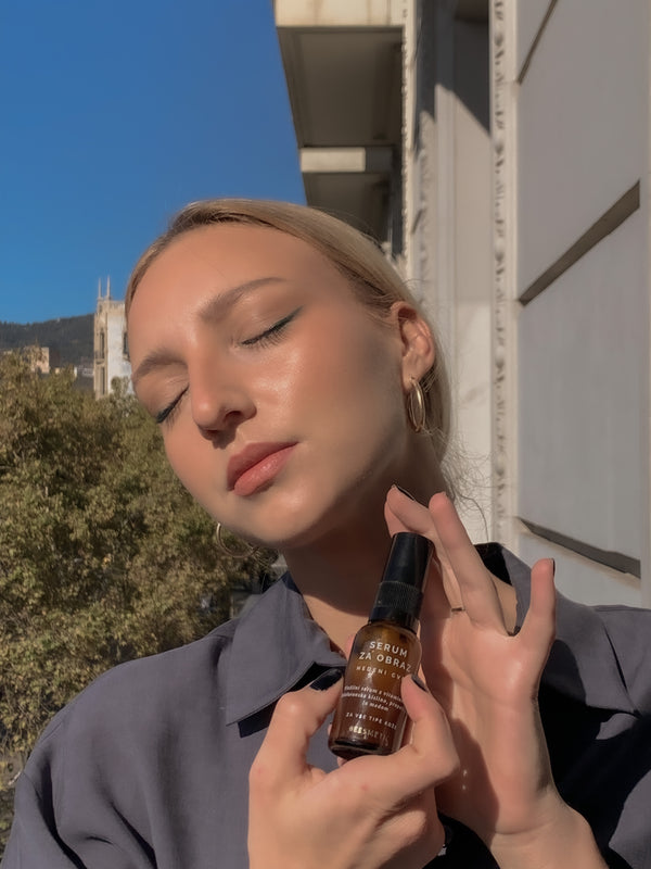 Hydrating face serum