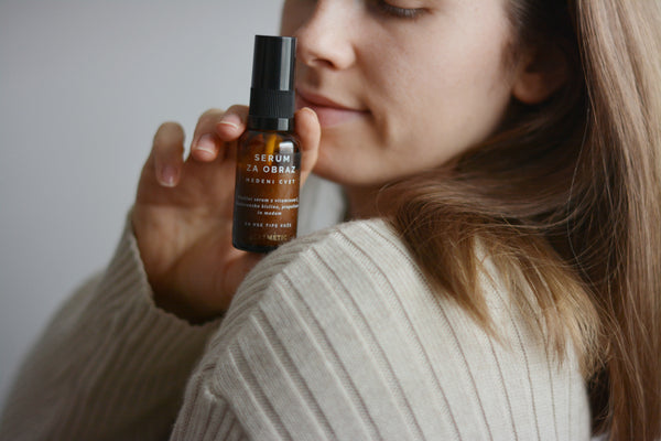 Hydrating face serum